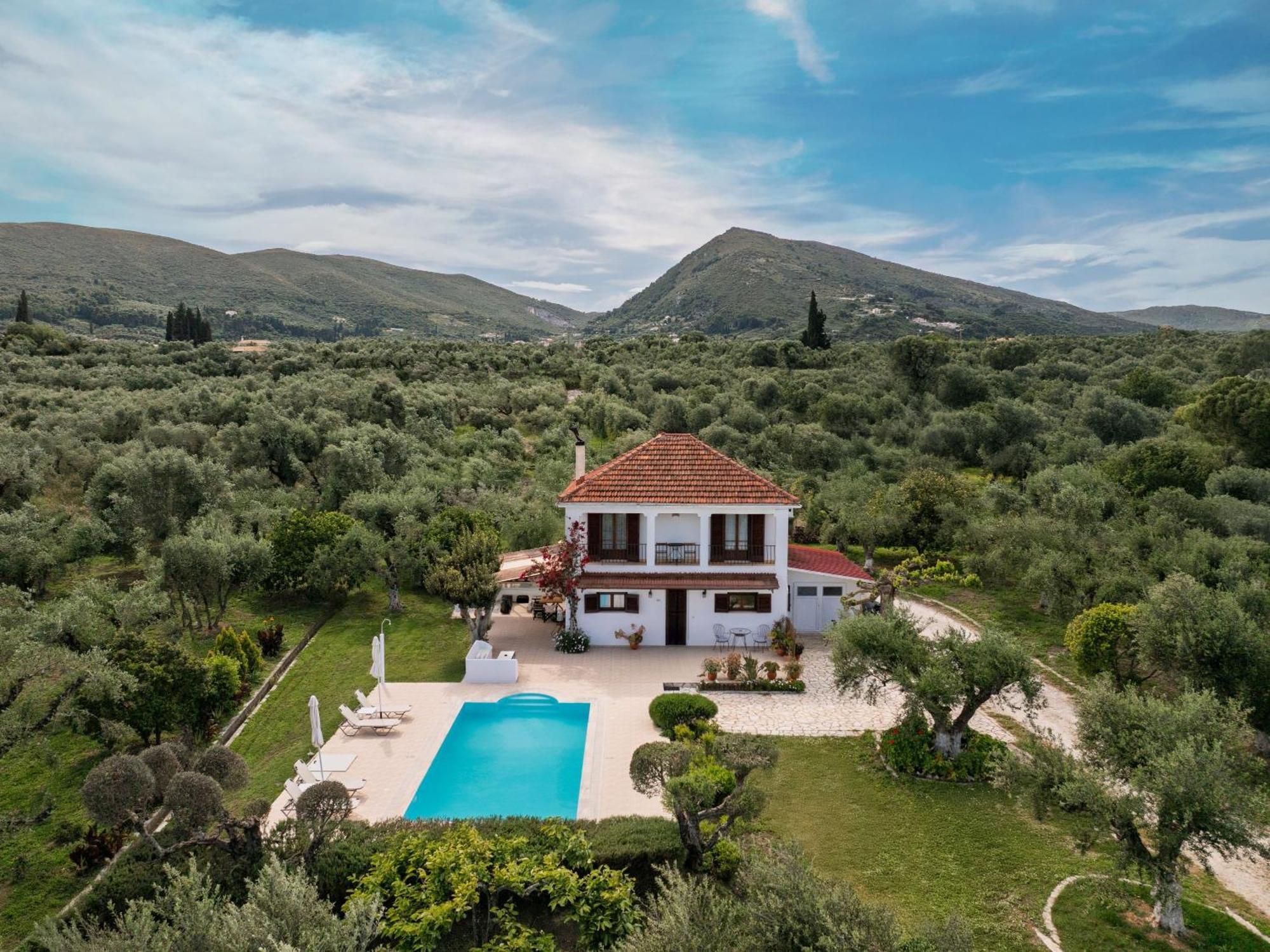 Lithakia  Villa Lola - 3 Bedrooms & Private Pool מראה חיצוני תמונה
