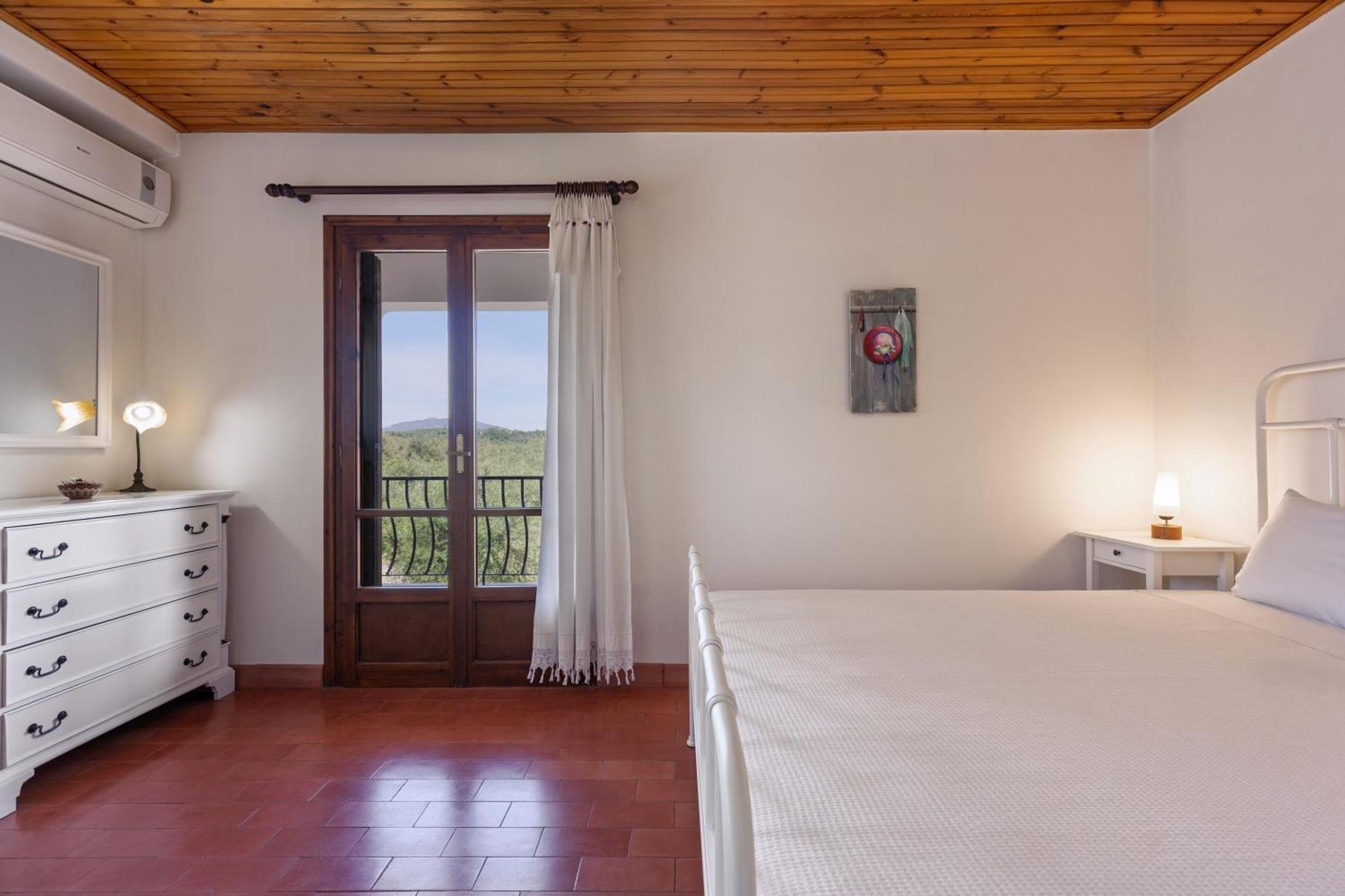 Lithakia  Villa Lola - 3 Bedrooms & Private Pool מראה חיצוני תמונה